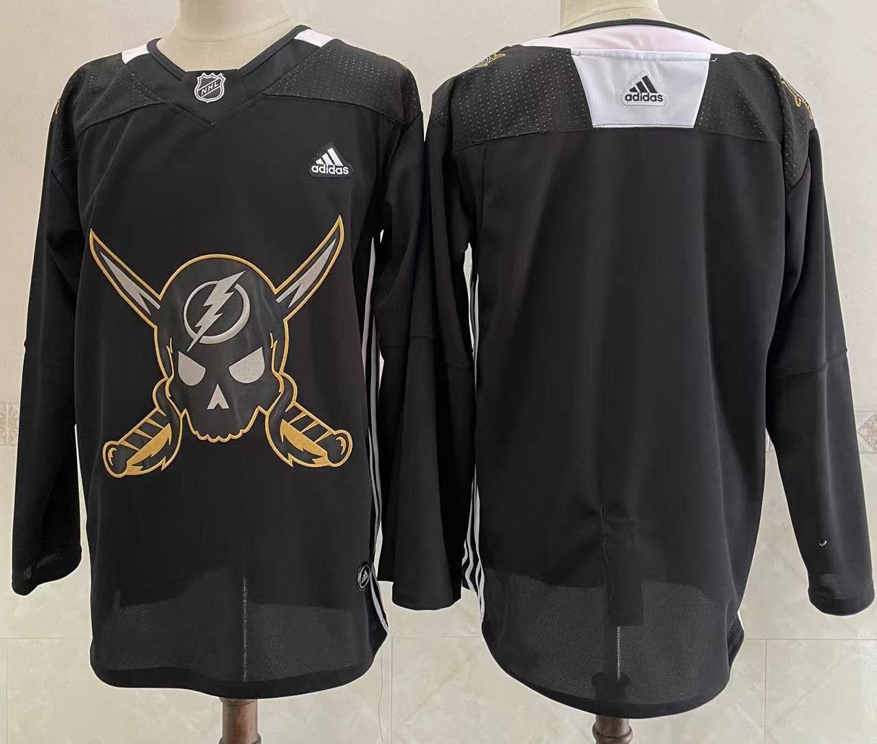 Cheap Men Tampa Bay Lightning Blank Black Classic Edition 2022 Adidas NHL Jersey